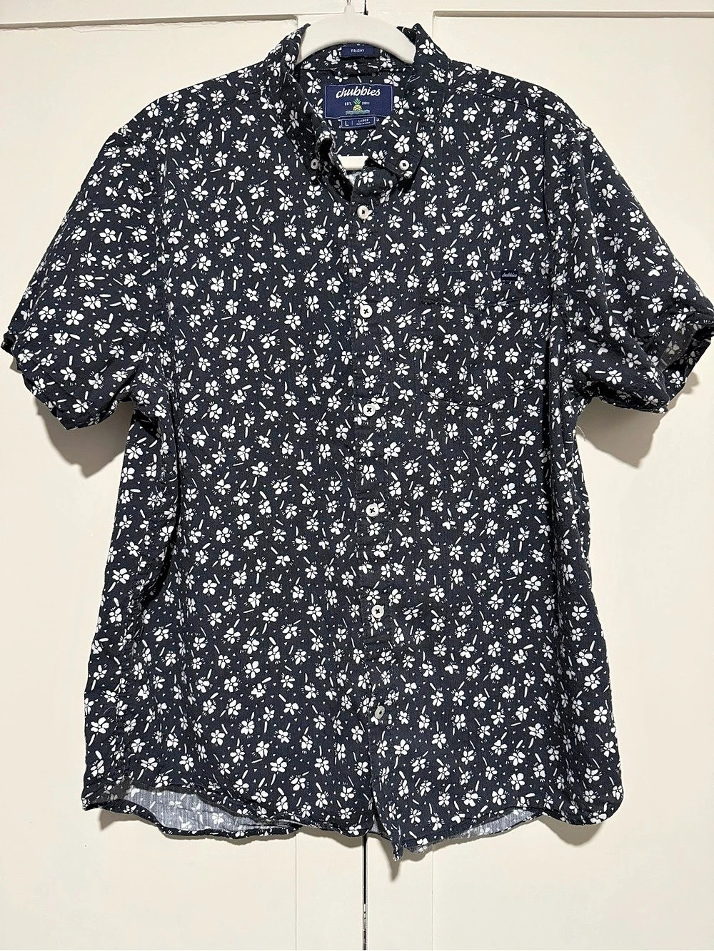 Chubbies The Floral Fusion Performance Stretch Shirt Black & White Large